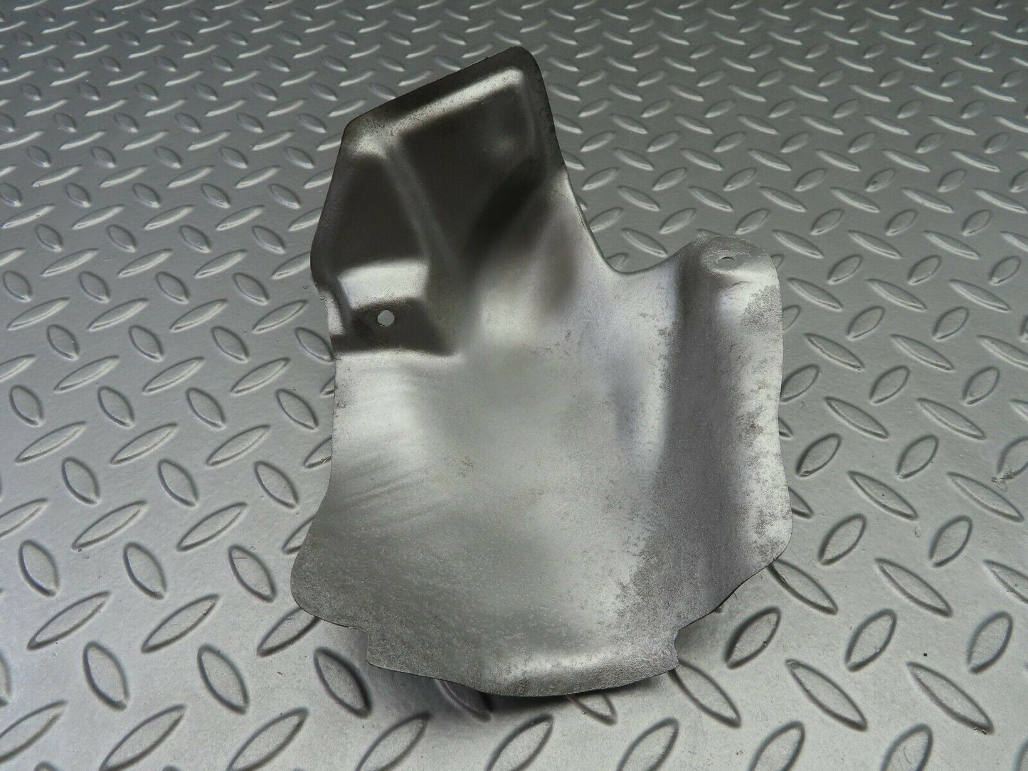 6768 Mercedes-Benz S124 E220 Wagon Exhaust Heat Shield