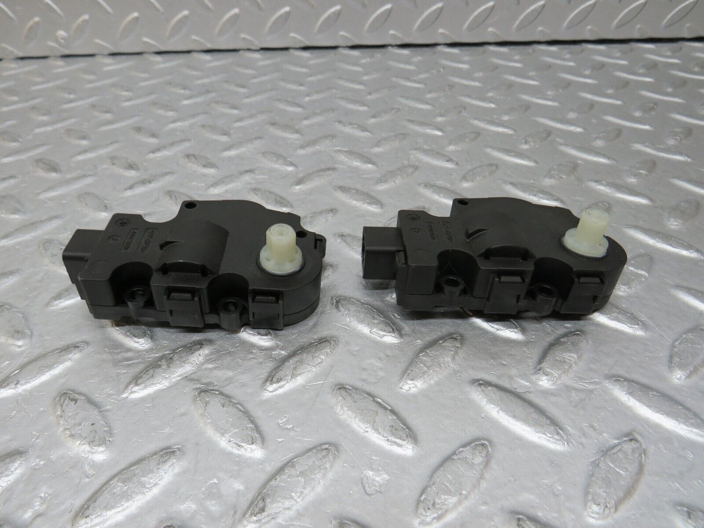 35275 Mercedes-Benz W221 Heater Actuator Motor 2x