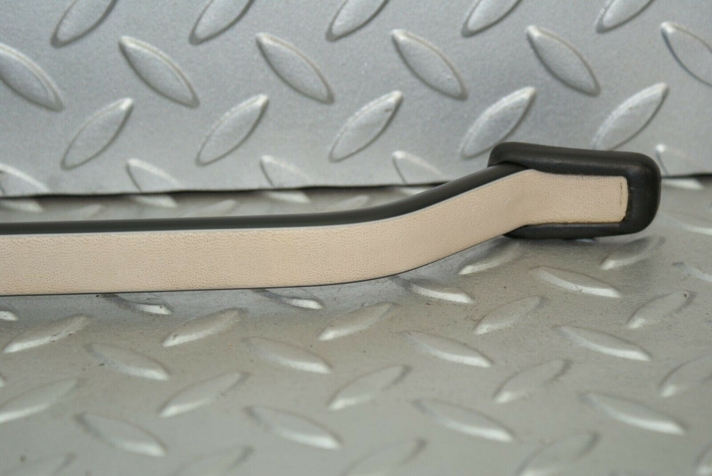 2746 Mercedes-Benz C123 280CE Coupe Interior Roof Grab Handle Rear