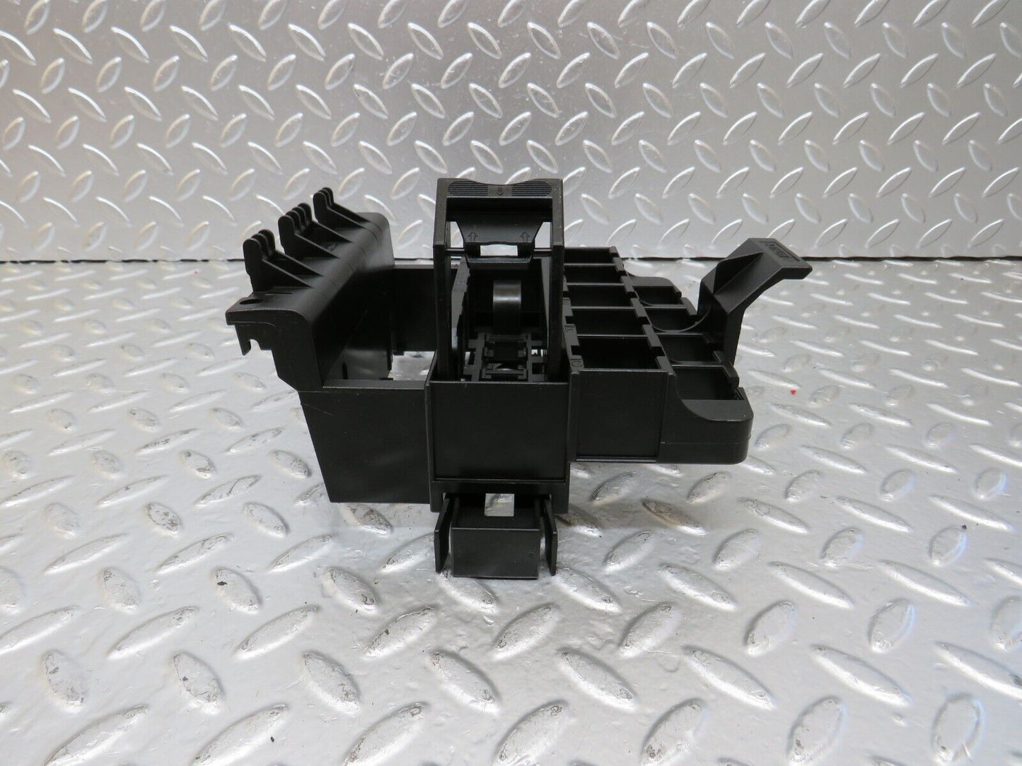 24741 Mercedes-Benz W140 S320 Relay Bracket 1405456440