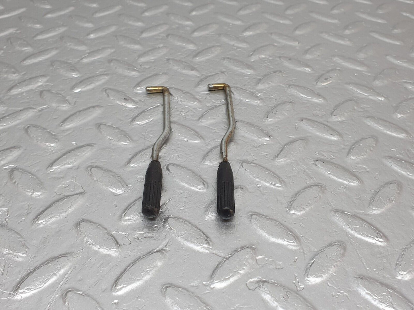 42963 Mercedes-Benz W201 190 2.0L Front Door Lock Knob Pair