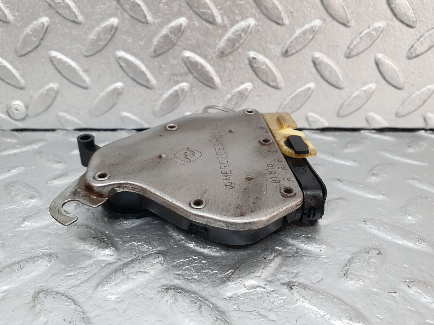 44136 Mercedes-Benz C123 230CE Coupe Reverse Light Switch 1235401945 1235450142