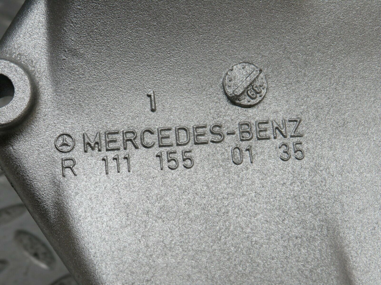 24346 Mercedes-Benz S124 220TE Wagon AC Compressor Support Bracket 1111550135
