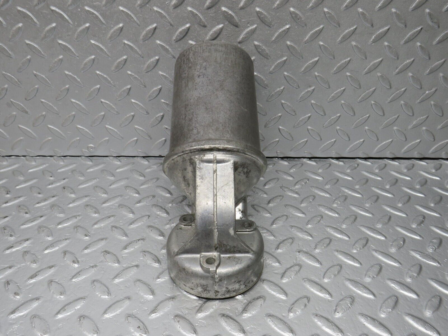 39880 Mercedes-Benz R107 350SL Oil Filter Housing 1161840309