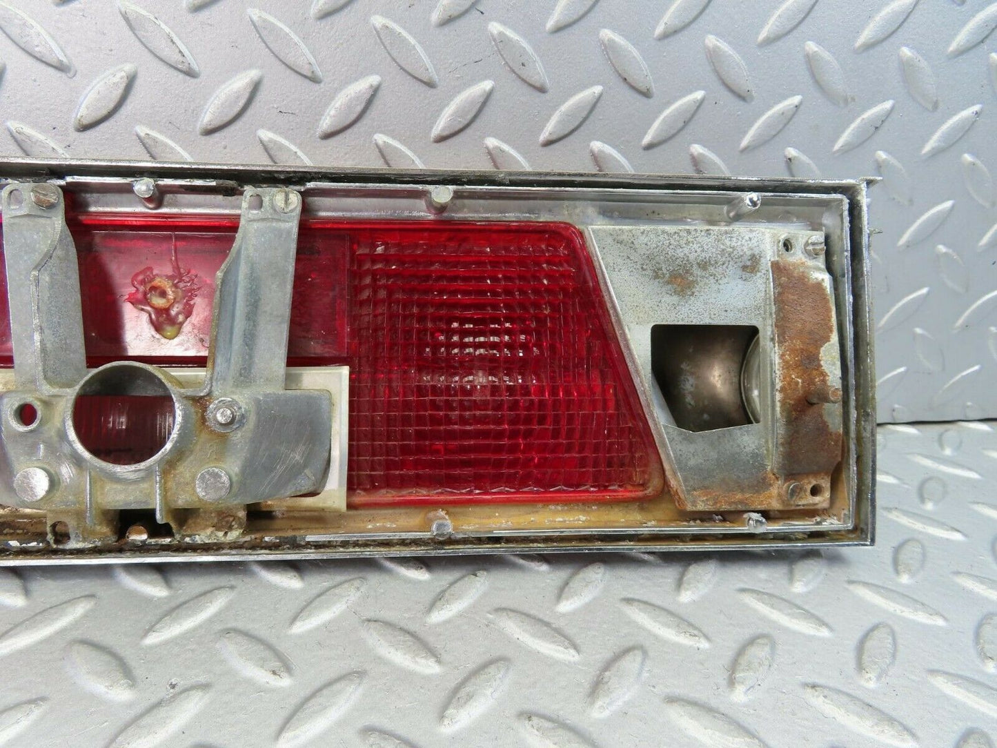 9170 Mercedes-Benz W111 Right Tail Light Lens