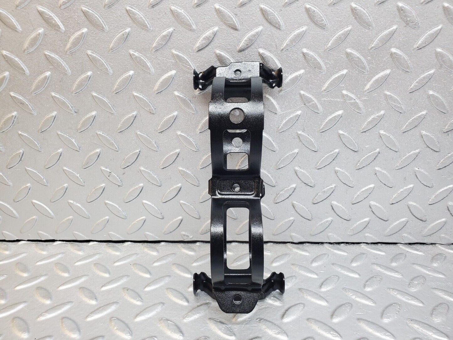 44728 Mercedes-Benz W124 220E Fuel Pump Fuel Filter Bracket Holder