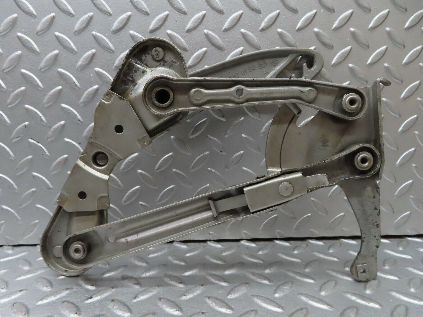 19479 Mercedes-Benz C140 CL420 Coupe Bonnet Hinge Left Side 1298800128