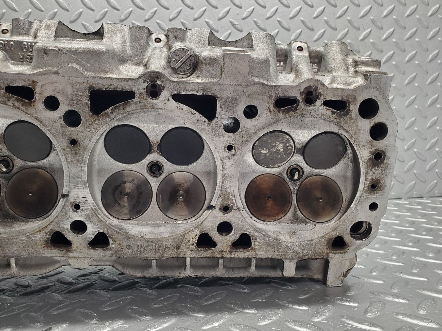 W140 cylinder head left side used OEM