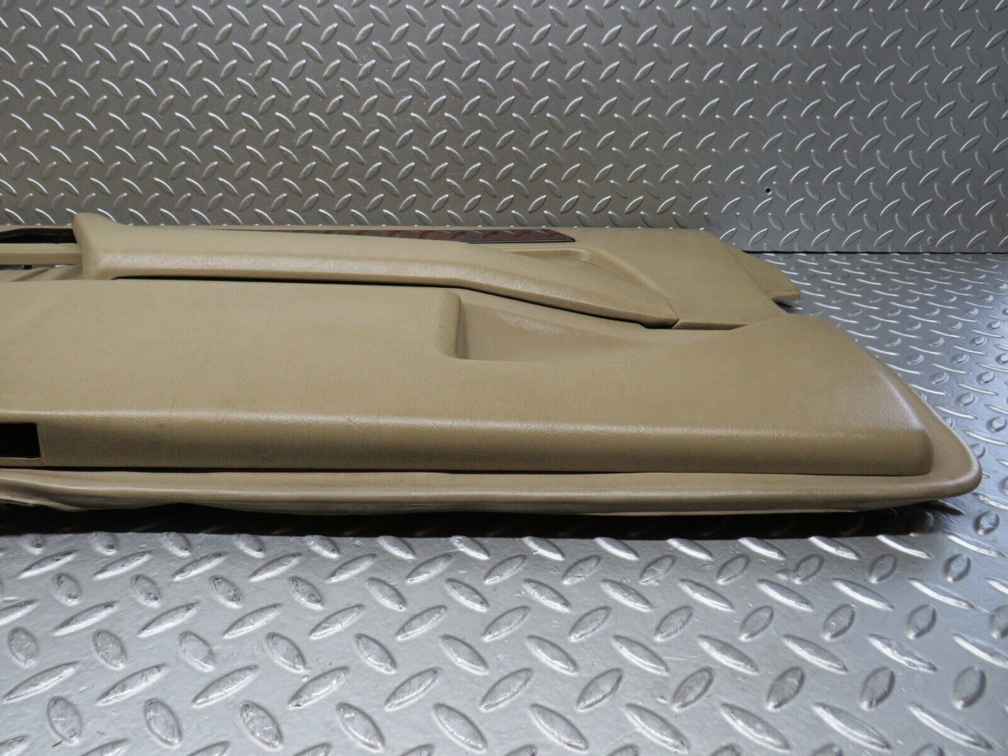 28944 Mercedes-Benz C124 320CE Front Right Door Card Beige 1247273270