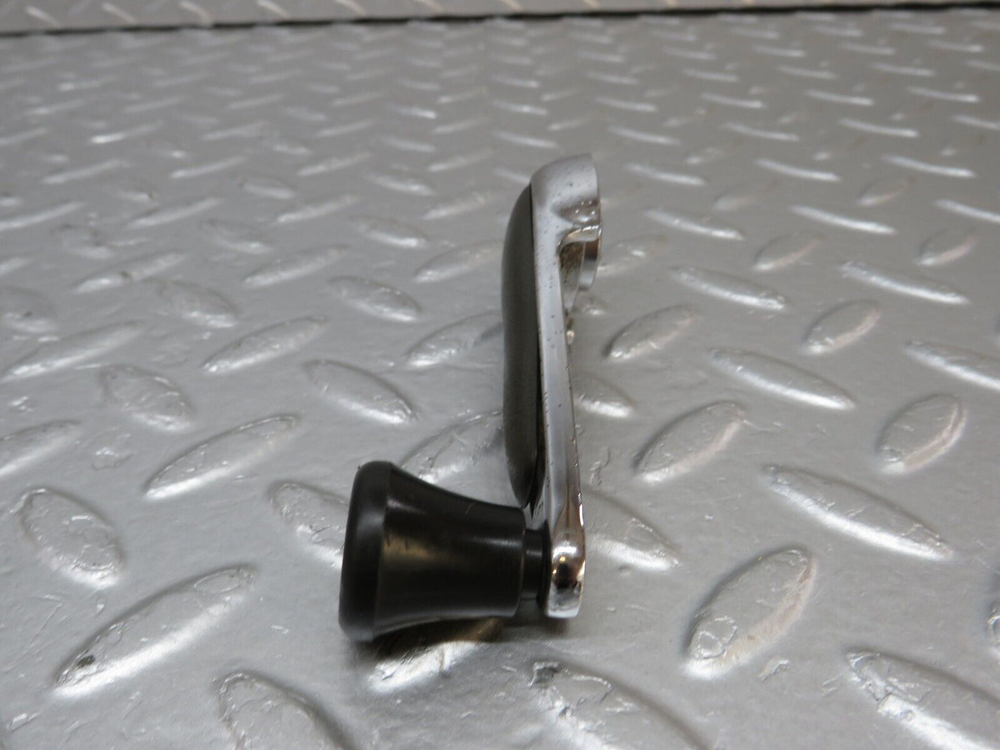 40223 Mercedes-Benz W110 230 Window Lifter Crank Handle