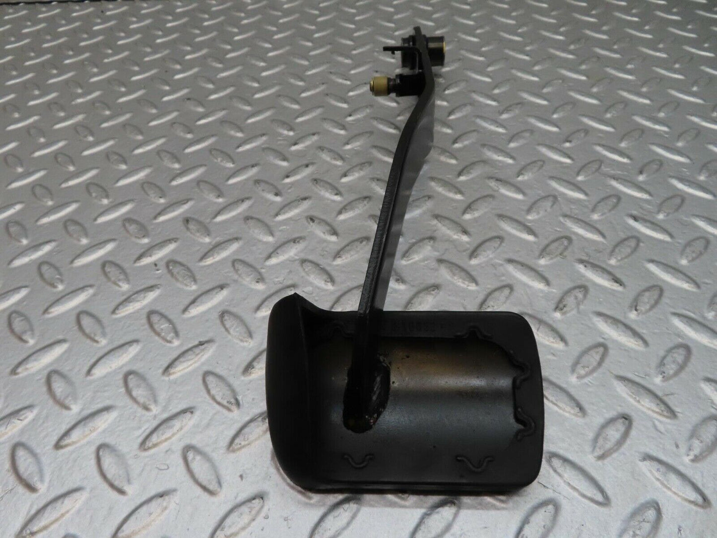 15060 Mercedes-Benz W140 S320 Brake Pedal
