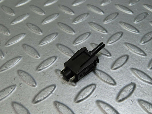 9335 Mercedes-Benz C124 300CE Coupe Door Contact Switch 0015458714