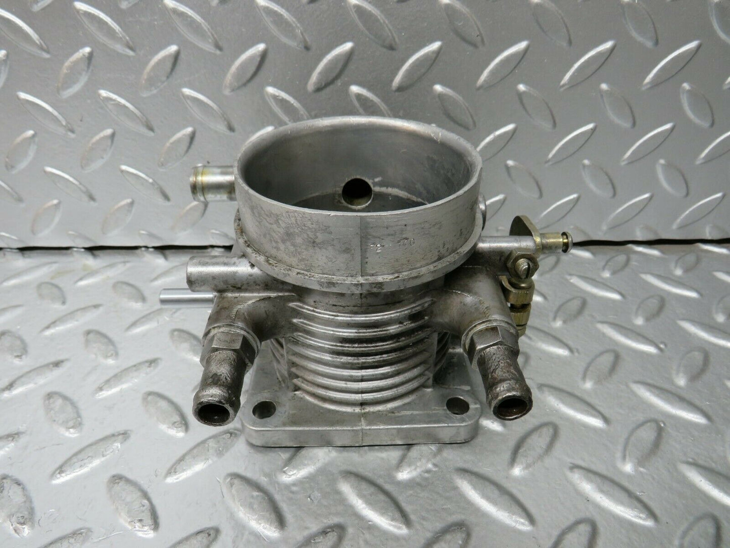 23525 Mercedes-Benz W114 280E Throttle Body Valve
