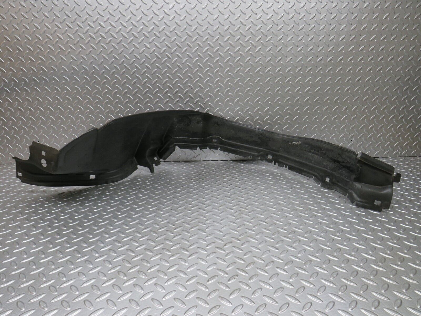 30237 Mercedes-Benz W124 230E Front Right Inner Fender Splash Guard 1248840835