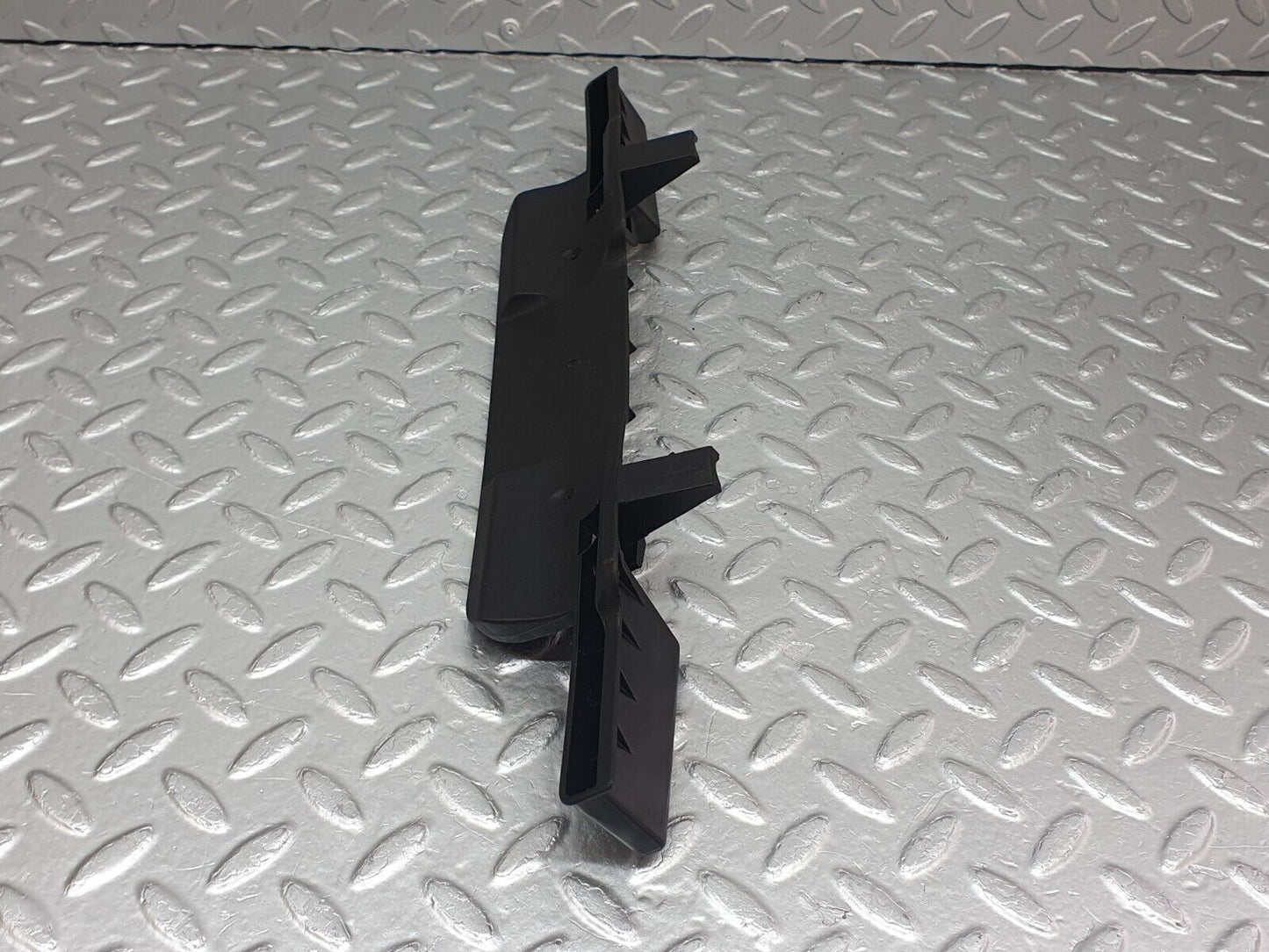 41020 Mercedes-Benz W126 300SE Seat Belt Cover 1268680839