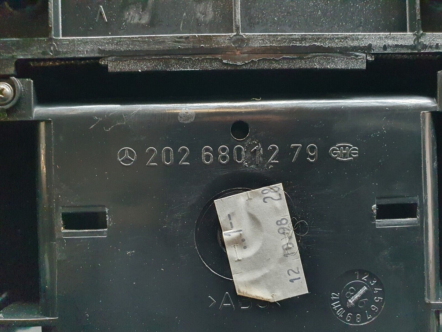 41966 Mercedes-Benz W202 C200 Centre Console Armrest Black 2026801279