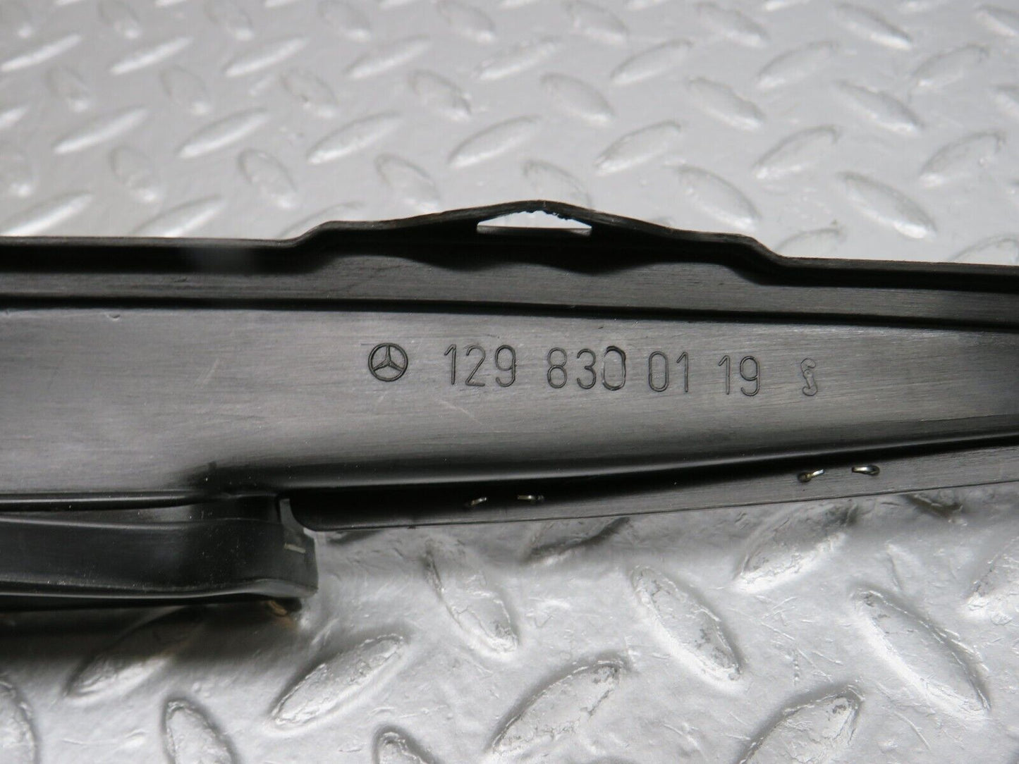 38558 Mercedes-Benz R129 280SL Coupe Dashboard Air Vent Duct 1298300219 1298300119