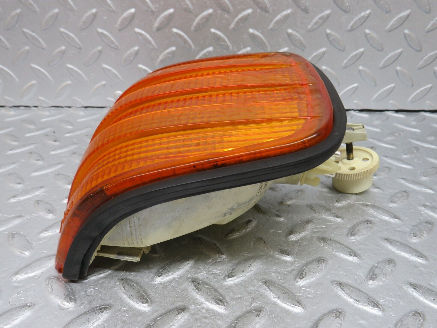 36176 Mercedes-Benz W126 420SE Indicator Light Front Right Bosch