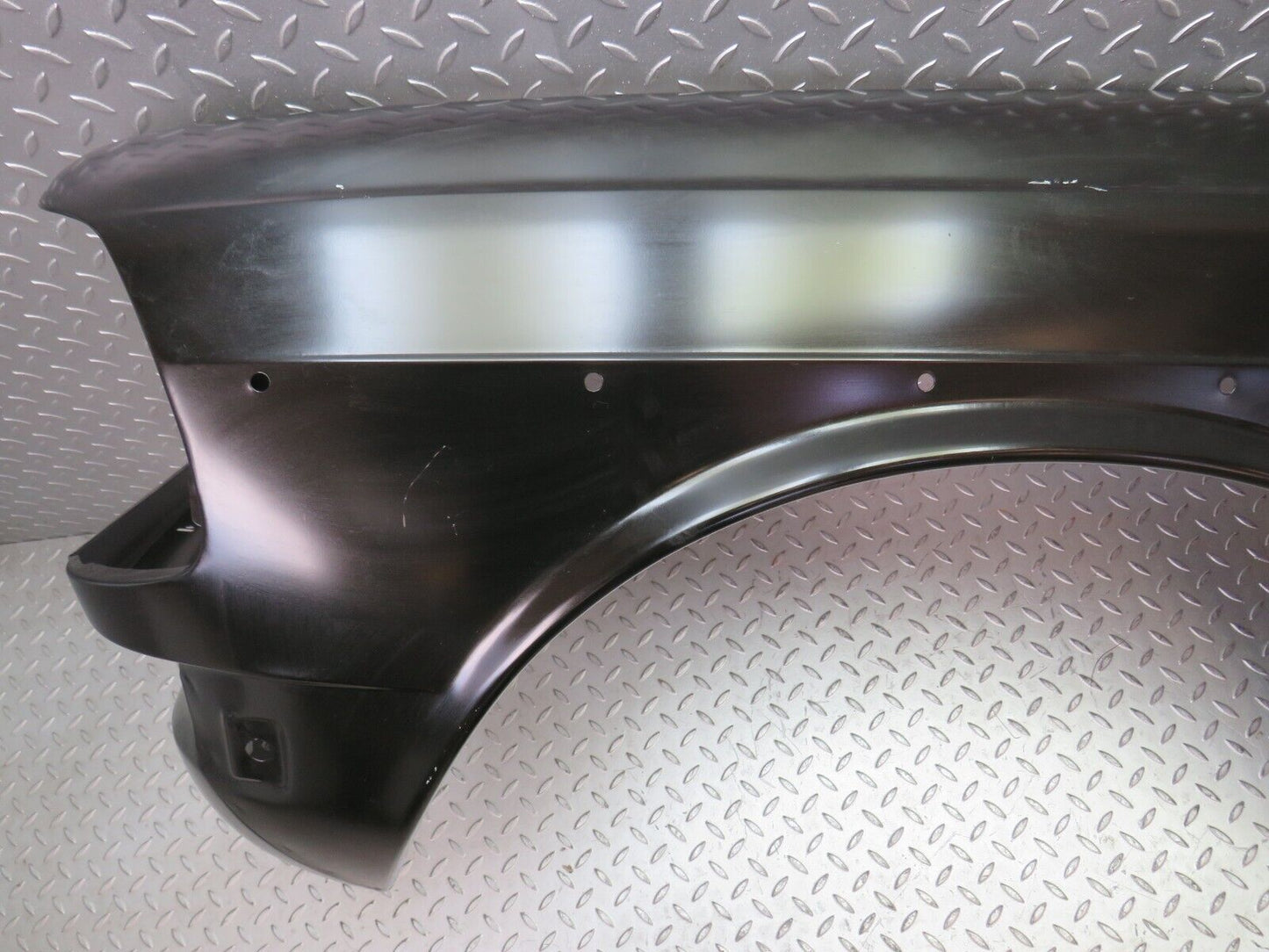 28345 Mercedes-Benz S123 240D Wagon Front Left Wing Fender