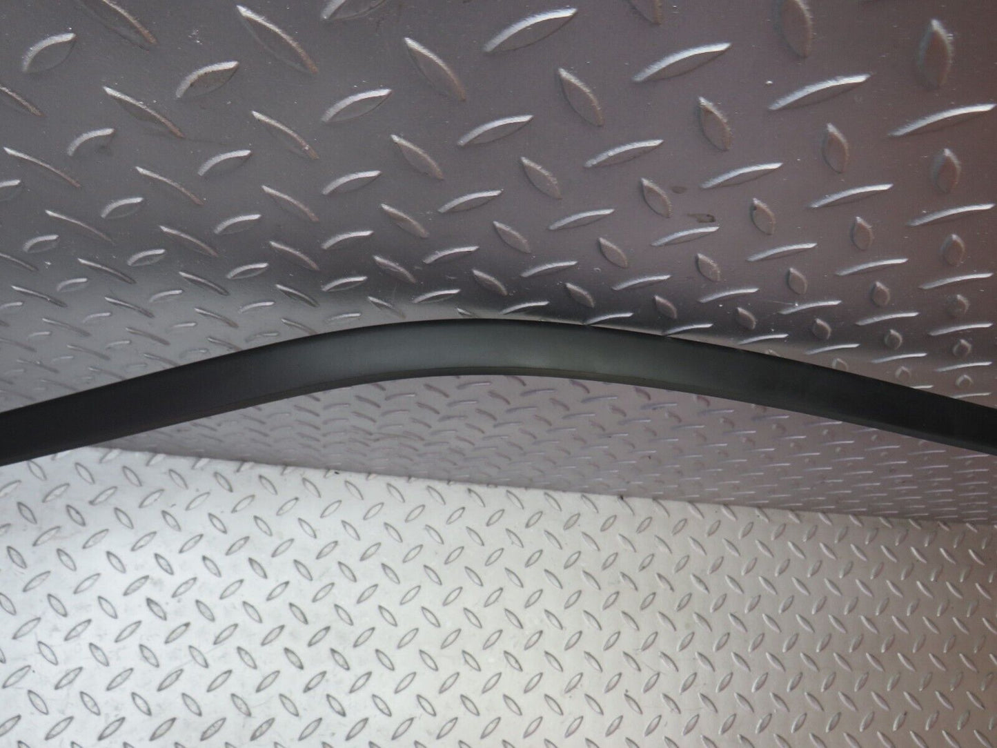 31884 Mercedes-Benz W201 190LE Left Side Roof Trim Moulding 2016980598