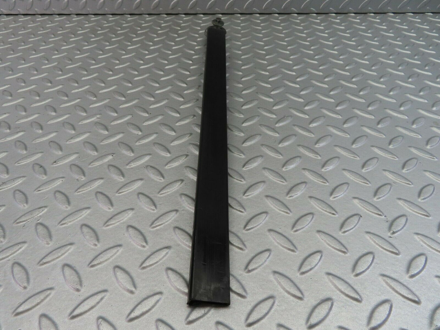 7344 Mercedes-Benz W116 450SE Seat Belt Runner Left
