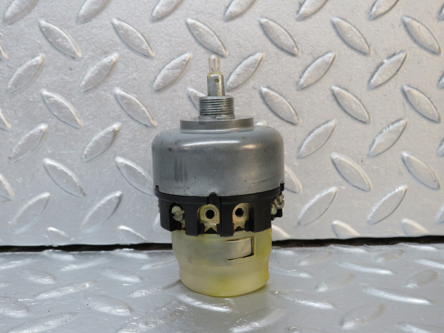 39823 Mercedes-Benz R107 350SL Coupe Headlight Switch