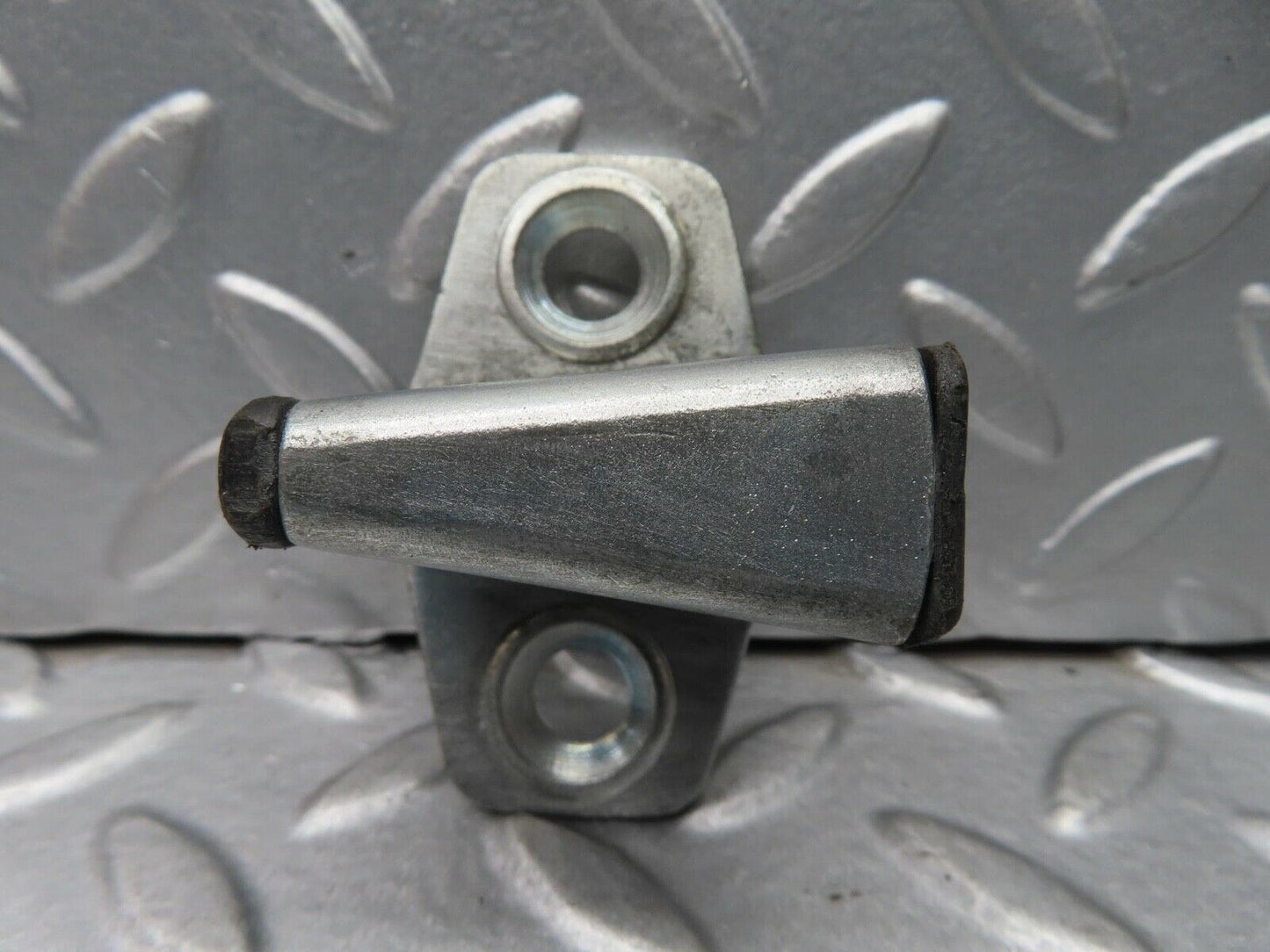 14591 Mercedes-Benz W201 190E Door Lock Latch