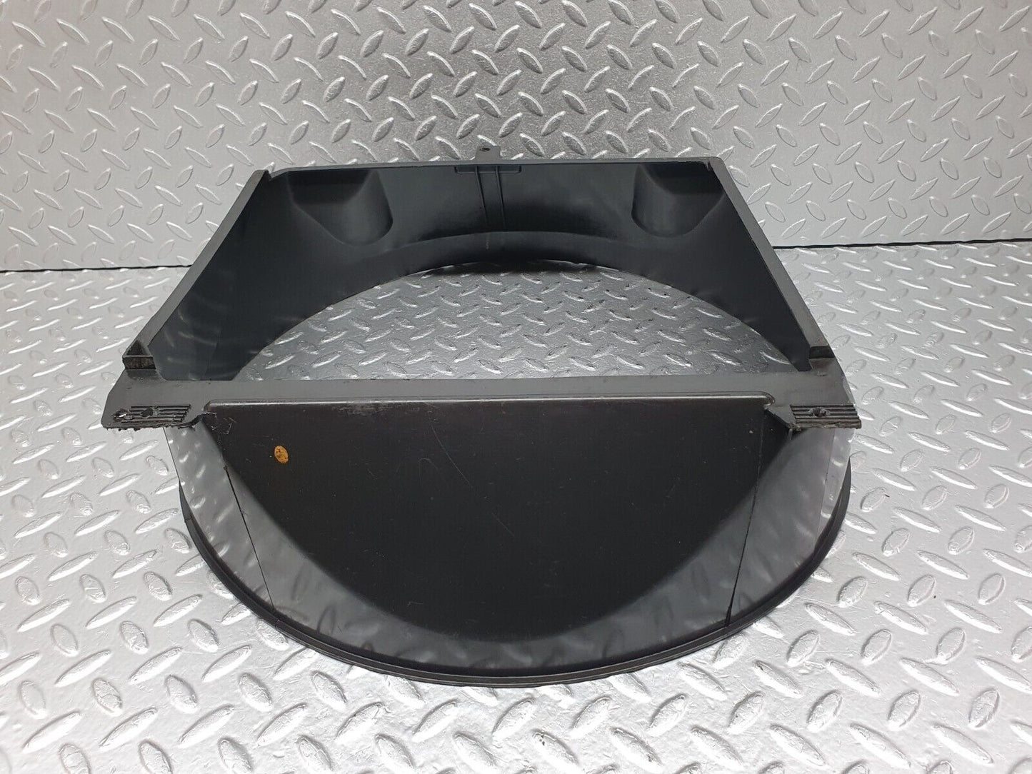 41467 Mercedes-Benz W124 200E Radiator Fan Shroud Fan Cover 1245050055