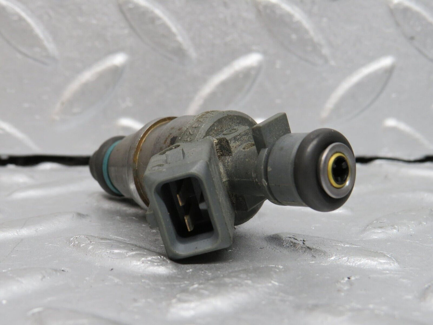 38654 Mercedes-Benz R129 280SL Coupe Fuel Injector Bosch 0000787323 0280155209