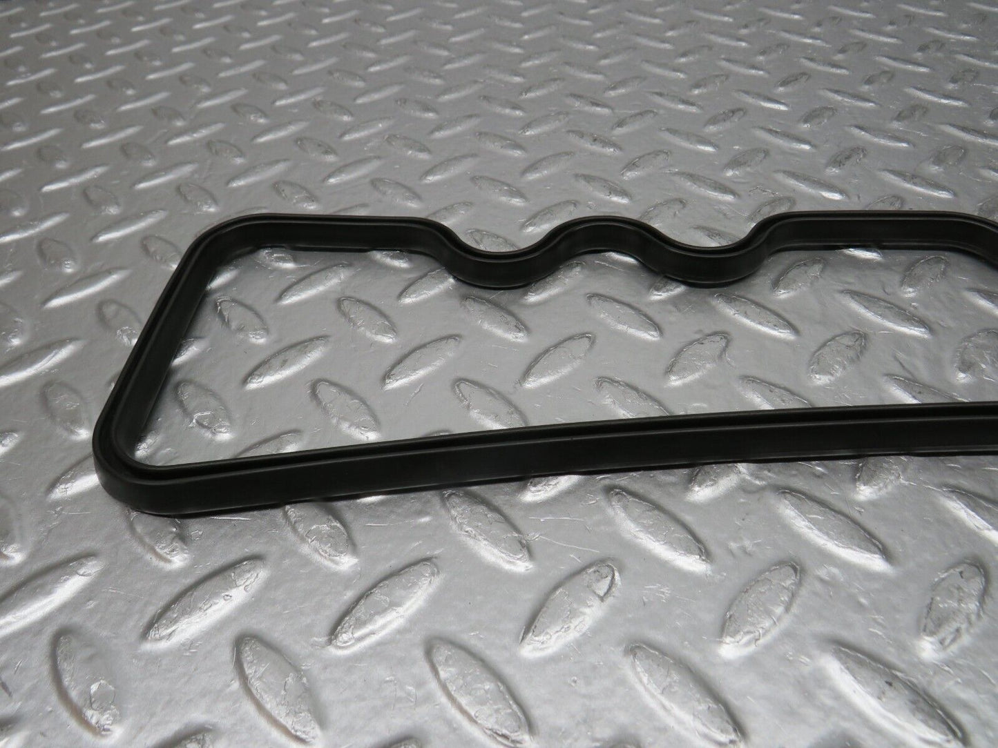0107 Mercedes-Benz W116 350SE Valve Cover Gasket 1160161421