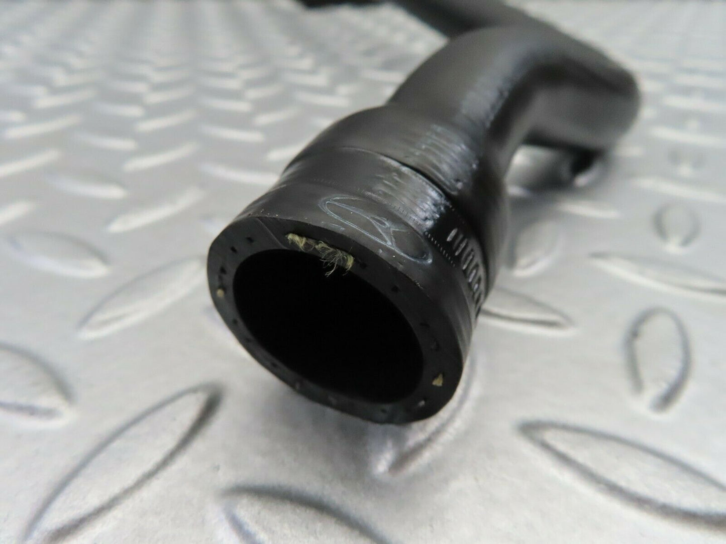 6683 Mercedes-Benz S124 E220 Wagon Radiator Hose 1245002775