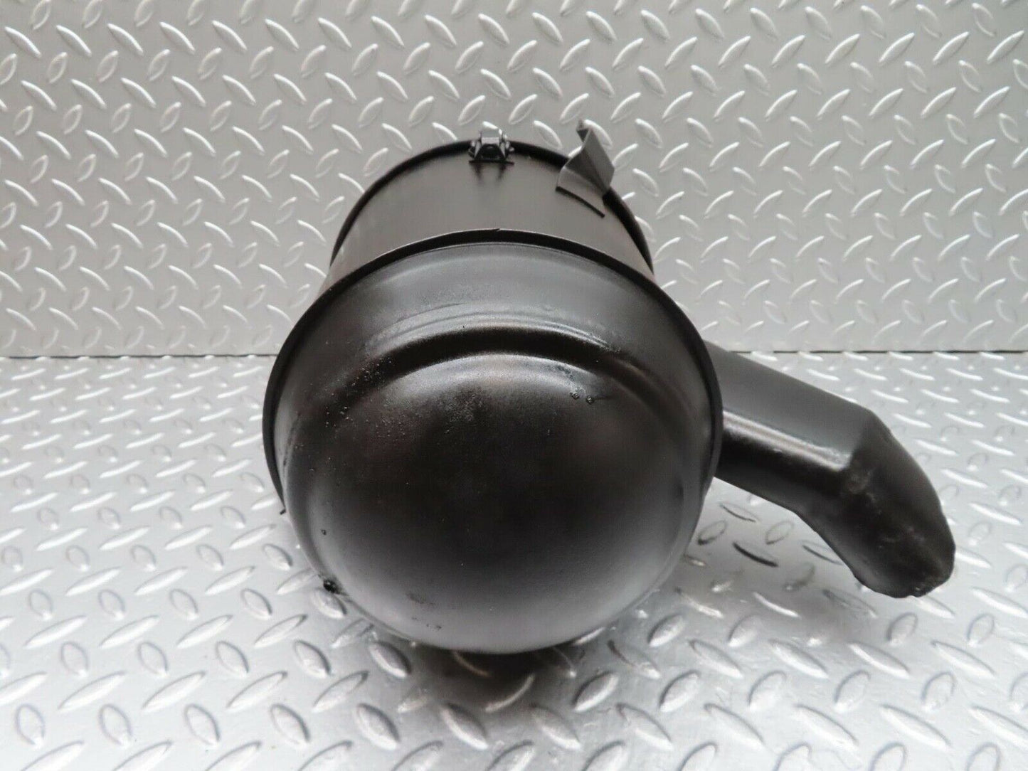 12694 Mercedes-Benz W111 220SE Air Filter Box Housing MANN
