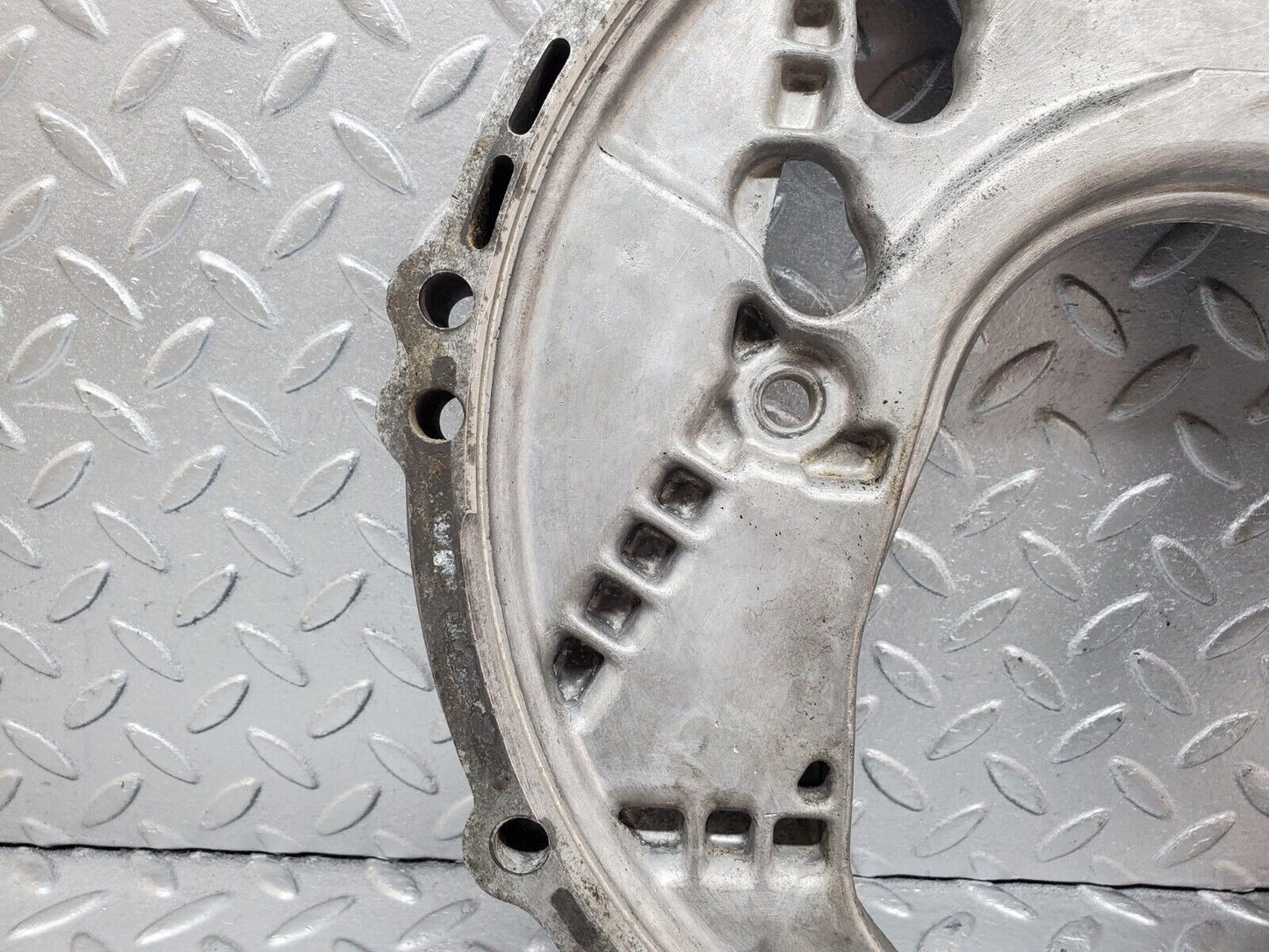44518 Mercedes-Benz W123 280E Gearbox Flange 1100111545