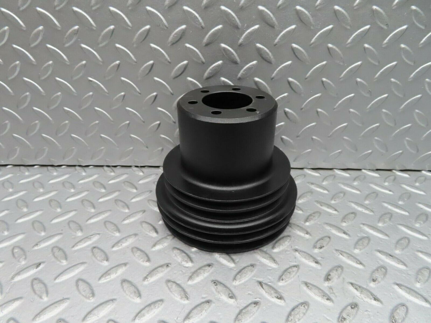 16633 Mercedes-Benz C107 380SLC Crankshaft Pulley
