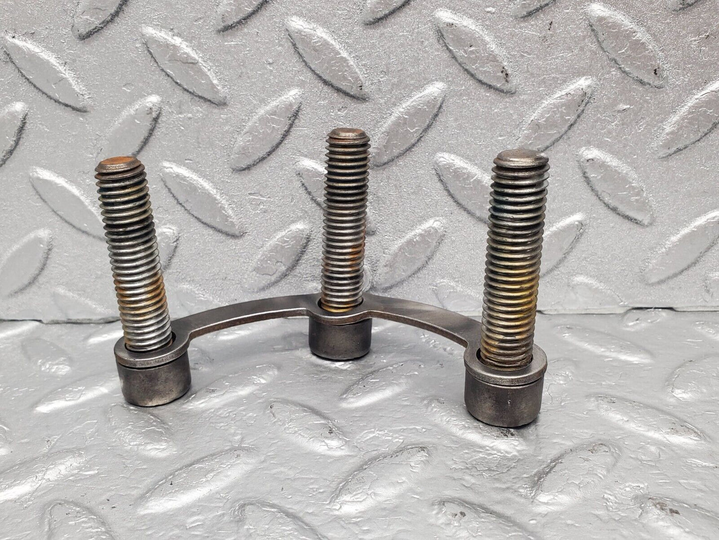 46050 Mercedes-Benz W126 420SE Drive Shaft Bolt Differential Bolt Set