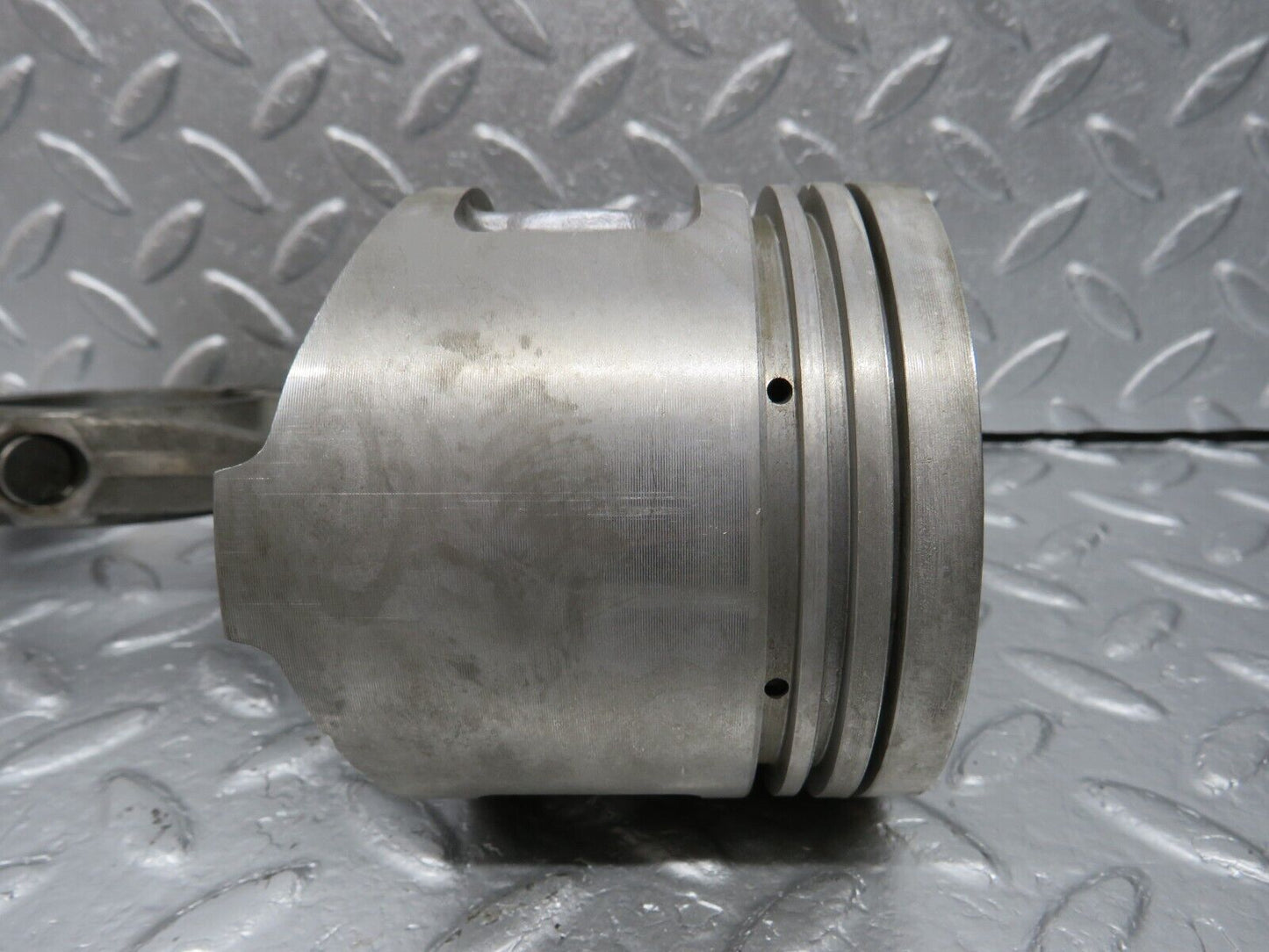 40024 Mercedes-Benz R107 350SL Piston With Connecting Rod 92.00mm