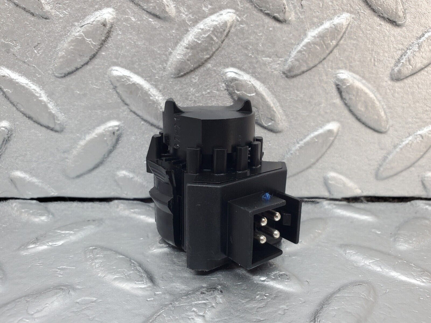 44934 Mercedes-Benz R129 300SL Coupe Kick Down Switch 0025452214