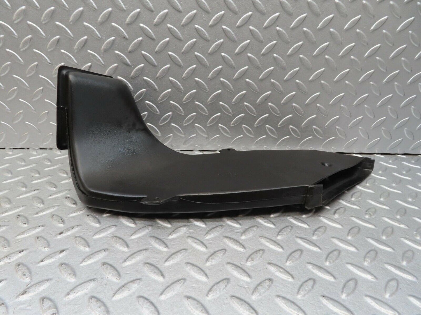 14270 Mercedes-Benz W116 350SE Ventilation Air Duct Right Side 1168310246