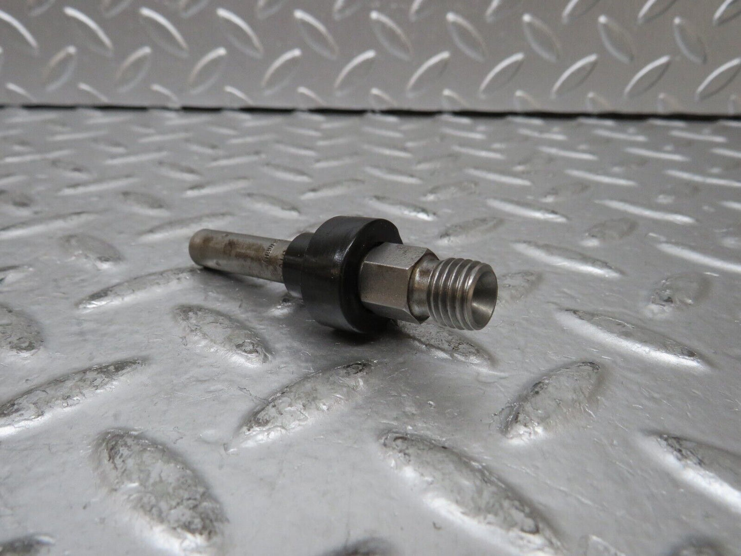 27429 Mercedes-Benz W123 280E Fuel Injector Bosch 0437502010