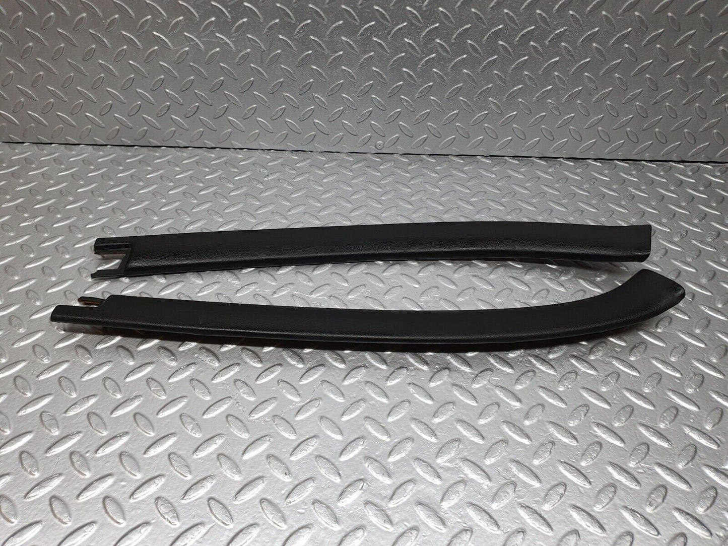 43097 Mercedes-Benz W108 280SE Front Headlining Roof Panel Black
