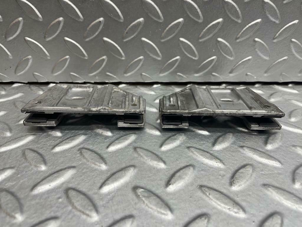 20180 Mercedes-Benz R129 300SL Coupe Door Window Guide Pads 1247250132
