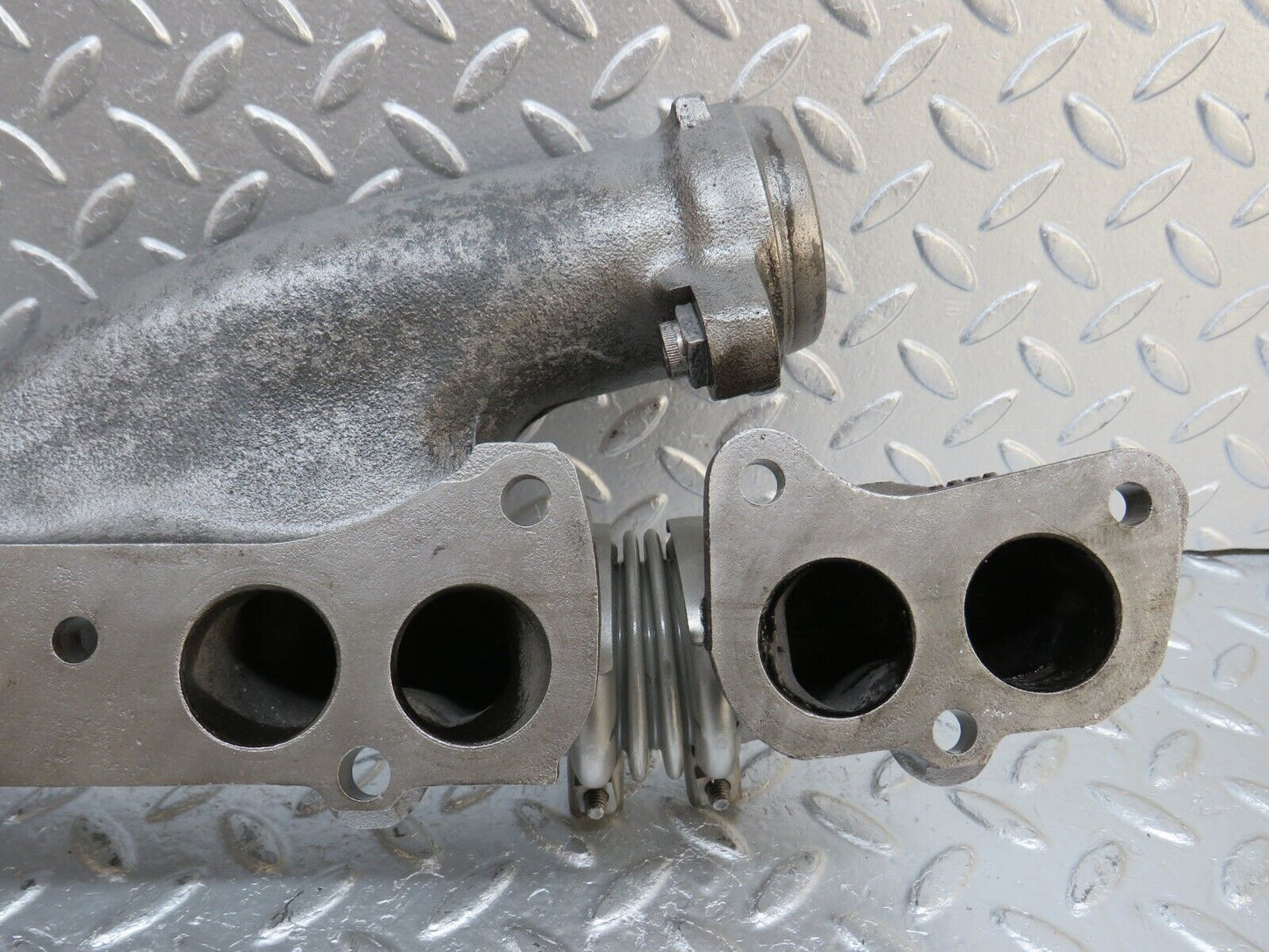 33051 Mercedes-Benz W140 420 V8 M119 Exhaust Manifold Left 1191427802 1197202