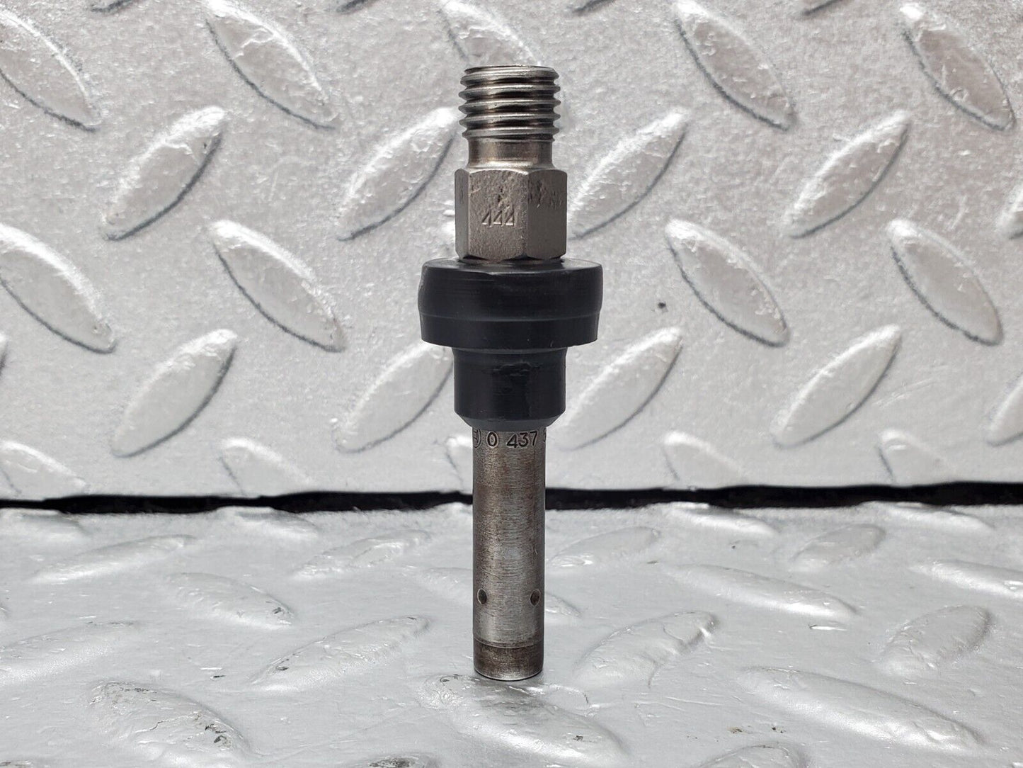 45465 Mercedes-Benz 280E M110.988 Fuel Injector Bosch 0437502010