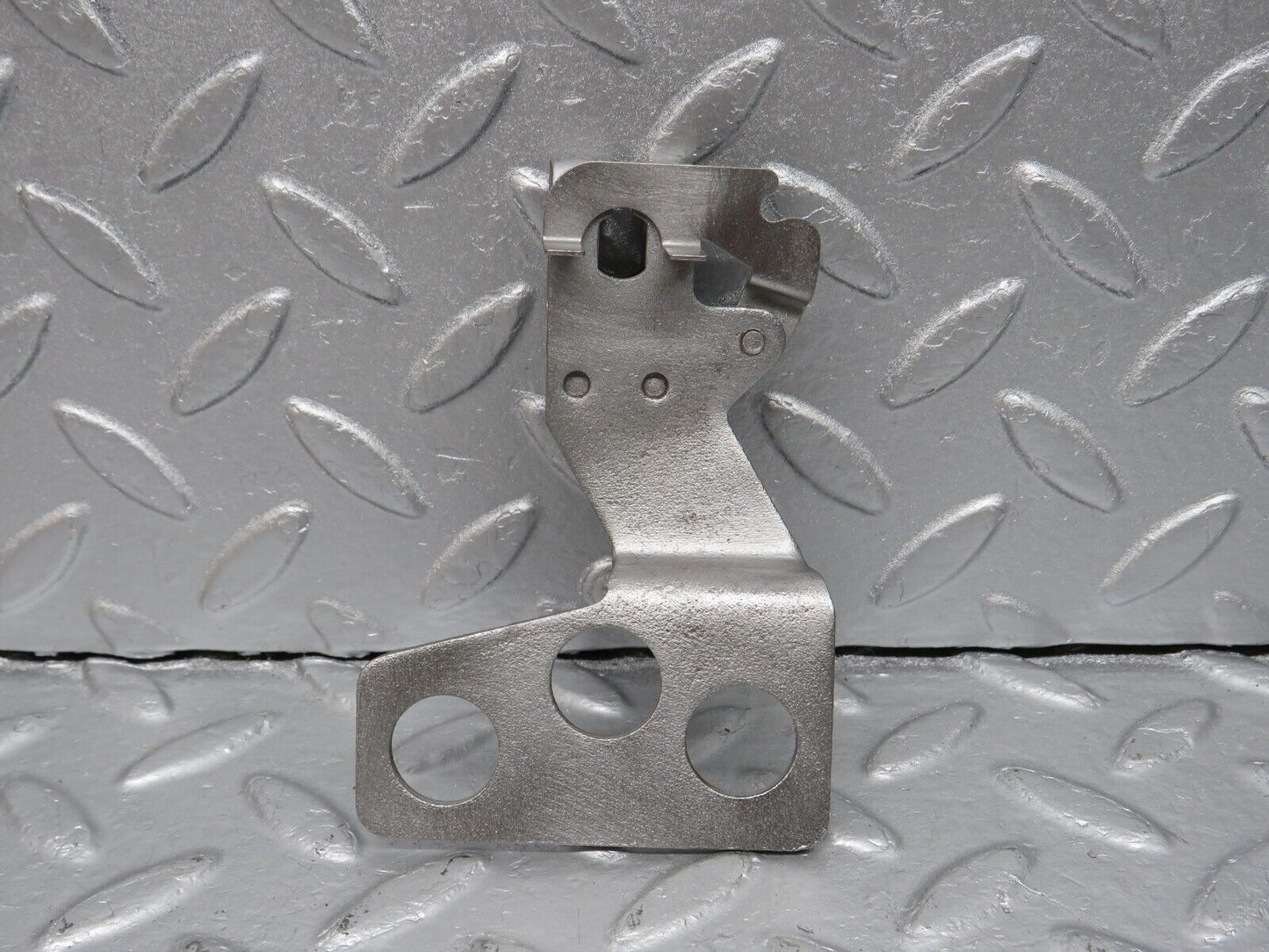 40167 Mercedes-Benz R107 350SL Automatic Gearbox Linkage Bracket