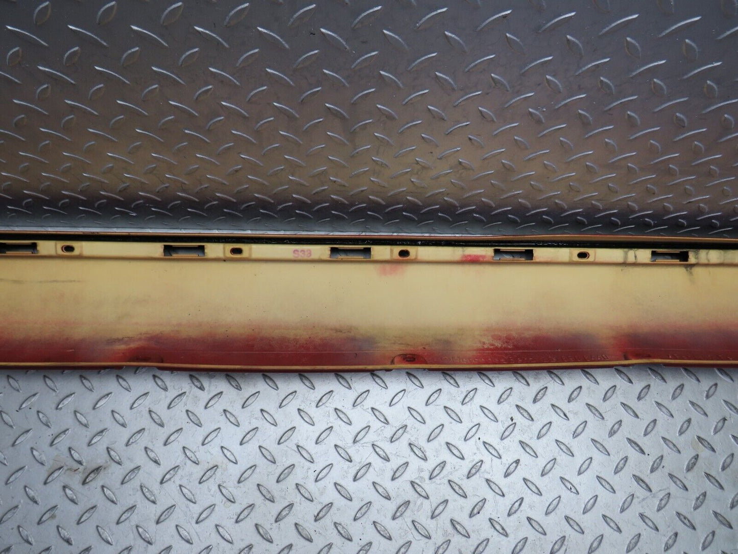 38753 Mercedes-Benz W201 190E 2.6L Side Skirt Right Side 2016906440