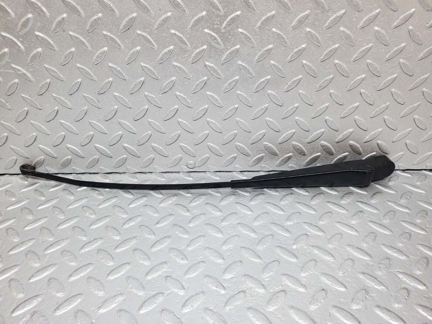 45857 Mercedes-Benz W126 420SE Windscreen Wiper Arm Bosch Right Side