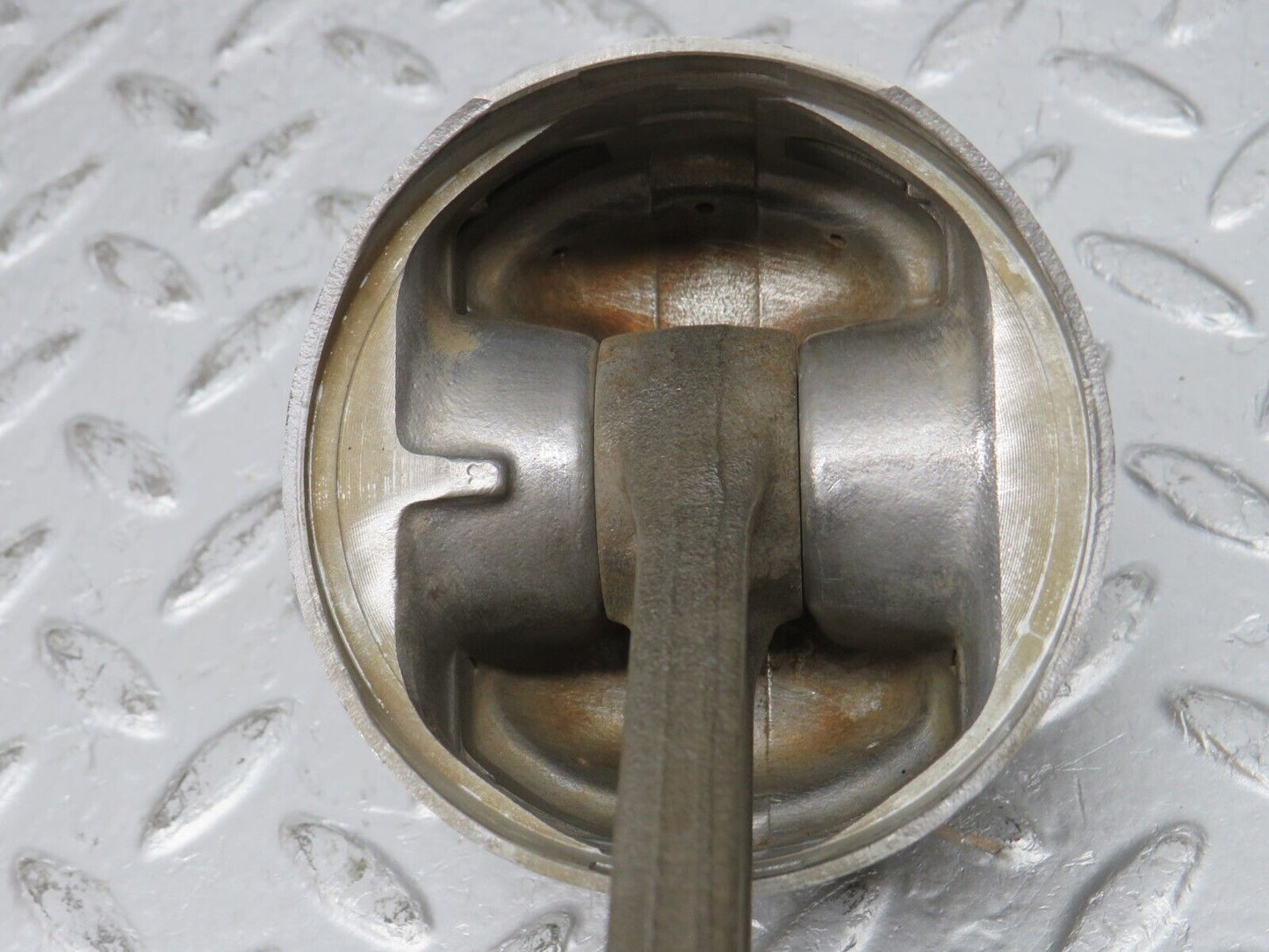 32710 Mercedes-Benz S124 300TE Wagon Piston With Connecting Rod 88.475mm 10205