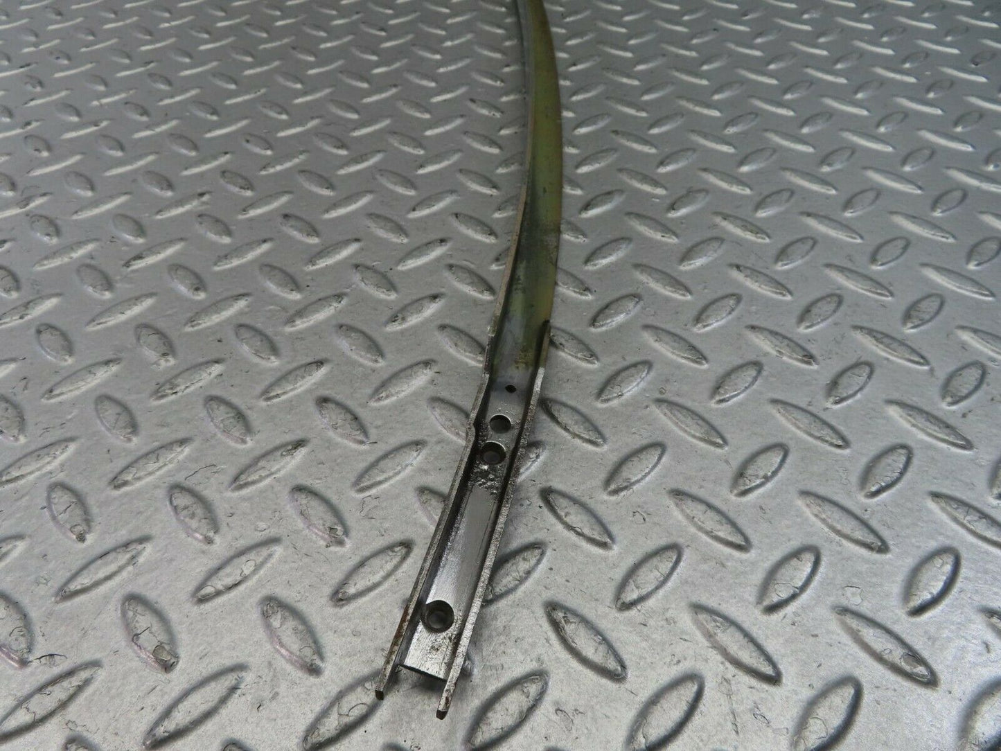 9726 Mercedes-Benz C123 280CE Coupe Front Left Door Window Channel Pair