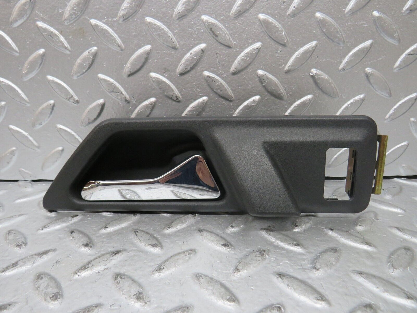 27511 Mercedes-Benz S124 300TE Rear Right Interior Door Handle 1247600261