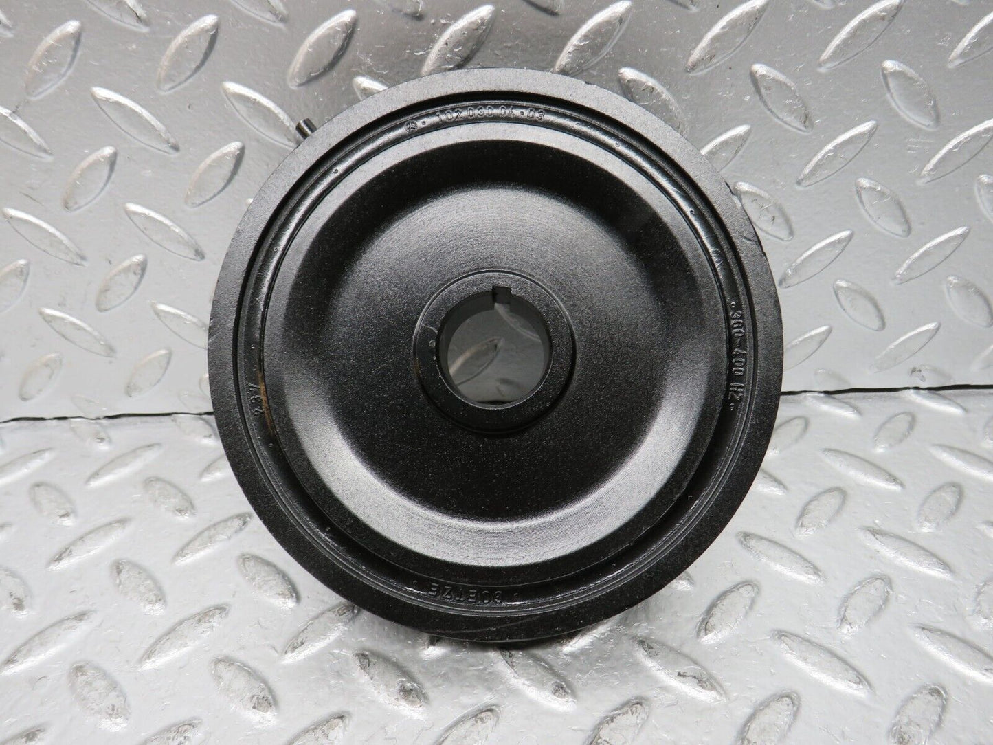 29882 Mercedes-Benz W123 230E Crankshaft Vibration Damper Pulley 1020300403